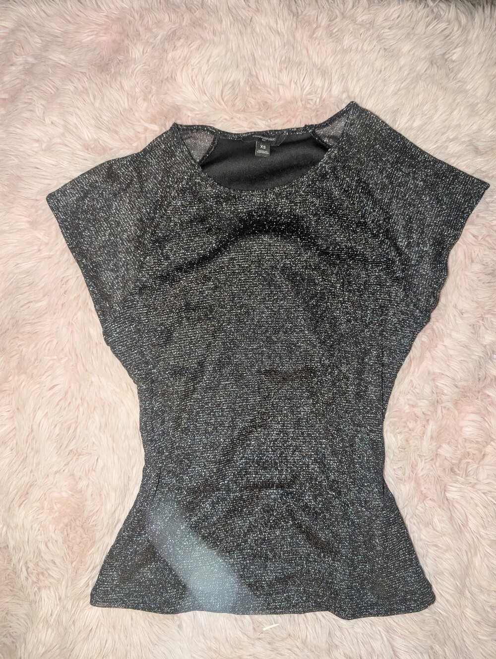 XS Banana Republic Women's Shimmery Black Metallic Short Sleeve Top